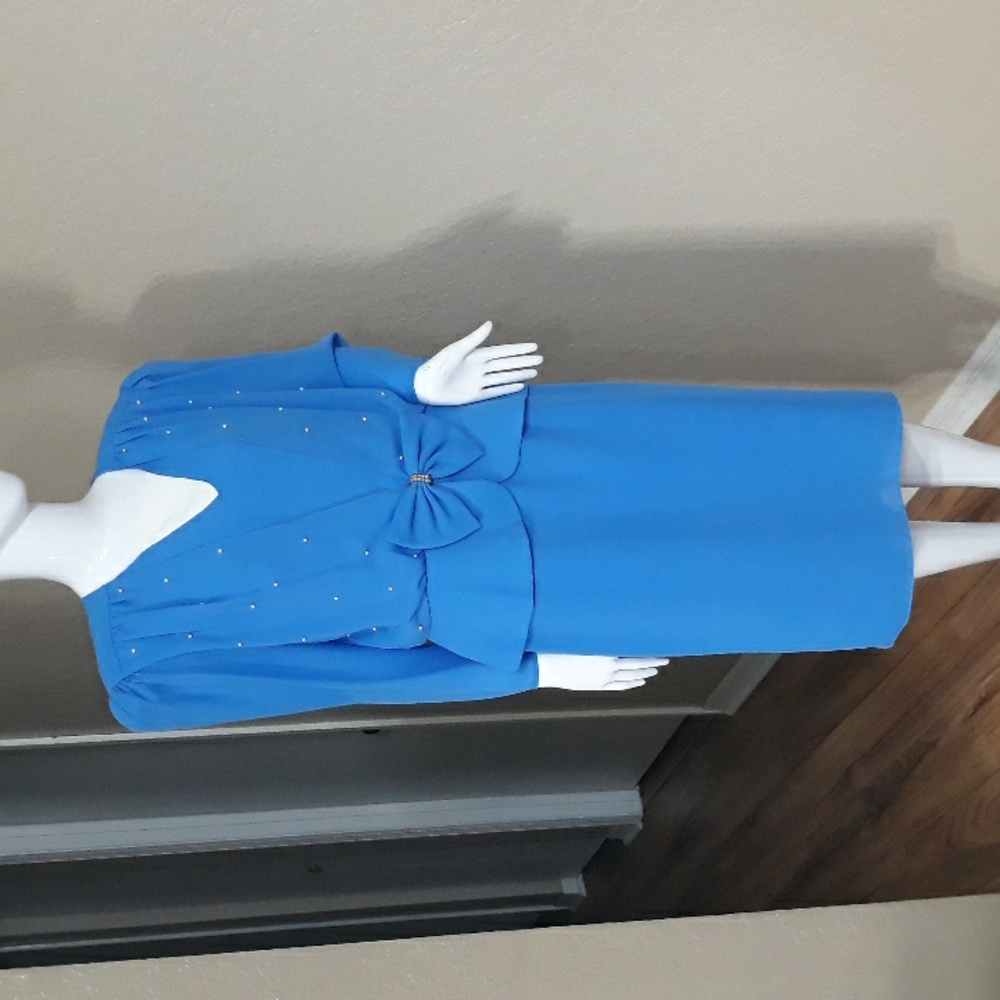 Patra Dress - Picture 13 of 13